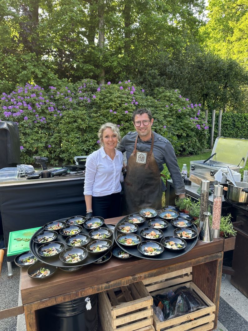 Gastvrouw Linda en Huischef Wido in Zeist met de Ofyr